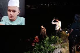 Masuk aja wa! teriak tanteku. Mayat Bari Ditemui Terapung Oleh Orang Awam Semasa Mstar