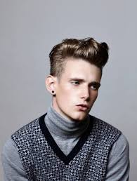 10.02.2011 · short male hairstyles using gel the hair can be quickly styled using gel or gel hairstyles short hair style with gel, brunette hairstyle can be easily achieved just by. Short Gelled Hairstyles For Men Gaya Rambut Pria Rambut Baru Rambut Pria