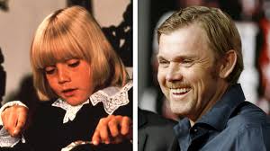 Reaction to ricky schroder's hefty contribution to kyle rittenhouse's bail set off a wave of reactions on social media on friday night. Der Kleine Lord Ausgerechnet Dieser Susse Tv Kinderstar Schlug Frau Zusammen Stars