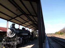 The Old Steam Locomotive In Albany Ga Train Depot Old Train Famous Beaches