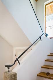 Geschmiedete Treppen Und Gelander Individuell Vom Kunstschmied Innengelander Jugendstil Www Metall Schmiede De 2020 Handlauf Treppe Eisengelander Innen Gelander