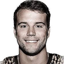 Zach Terrell's Instagram, Twitter & Facebook