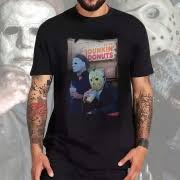 Camiseta Unissex Masculina Jason Voorhees e Michael Myers Dunkin Donuts  Horror (Preta) Camisa Geek