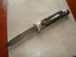 Like,chick flick meaning a girly movie that most guys wouldn't want to watch. Switchblade Urdu Meaning Of Switchblade