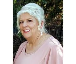 Toni Kay's Instagram, Twitter & Facebook