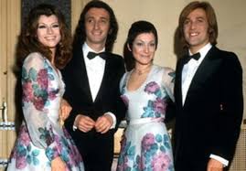 Opening act was a bit vulgar, even in italian. A Sanremo La Reunion Dei Ricchi E Poveri Ospiti Nel Quartetto Originario Gazzetta Di Parma