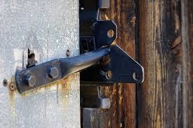 Secure your chain link gate with on of our chain link fence gate latches. Hd Wallpaper United States Amarillo Fence Gate Latch Lock Wood Material Wallpaper Flare