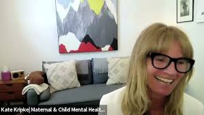 12 Mindsets Shared by the Women Who Thrive in Both Their Careers & in  Motherhood