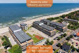 W pierwszej połowie stulecia pojawili się w miejscowości pierwsi letnicy. Apartamenty Gardenia Seaside By Renters Dziwnow Updated 2021 Prices