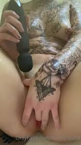 KosmicKatie Shower Orgasm