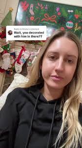 Krista Hill's Instagram, Twitter & Facebook