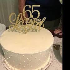 Customized Beautiful Birthday Cake For Grandma 65 Years Loved Cake Topper Perfect For A 65th Birthday Or 65th Anniversary Party For Mom Dad Grandmother Grandf 65 Birthday Cake Cake Birthday Cake Toppers