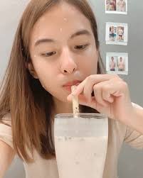 今早打包的23 杯 完成啦🔥, 因为数量有限 下次想喝的要提早一天预定😍, ., 奶昔可以很好玩 可以很漂亮 可以健健康康, 又高营养  感恩遇见它, ., 忘了说 这杯神奇的奶昔 可以帮你, 改善健康/体重管理/身型/减肥/ 增重, 但是..., 需要加上我给你的指导, 效果就更棒了  , 你要尝试吗 , 还可以免费健康评估哦, ...