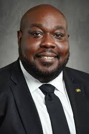 Bryant Ross's Instagram, Twitter & Facebook