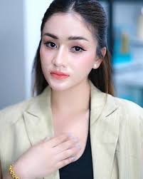 ✨Makeup & Hairstyling✨ 🏷️Original price: $30 ‼️NOW ONLY $21‼️ Enjoy 30%  OFF