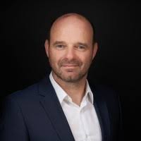 20+ "Ervin Tóth" profiles