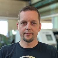 10+ "Roland Gloor" profiles