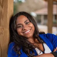 Tara Macias's Instagram, Twitter & Facebook