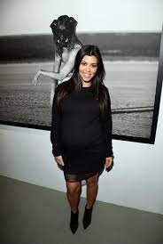Kourtney Kardashian Pregnant Style Popsugar Family