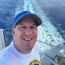 Are there regular pickleball games in York?