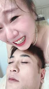 -, ⚠️注意音量🔊 我要笑瘋了！謝謝老公總是願意陪我玩遊戲😆😆, -,  不好意思，我有很多影片都是單純紀錄給我們自己看的，所以字幕是簡體字（水牛哥不太看得懂繁體）, -,  太多私訊詢問這個睫毛了，但現在好像很多品牌有做，我是在大陸的抖音買的。