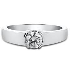 50 Pointer Men S Platinum Ring With Embedded Solitaire Jl Pt 559