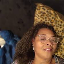 How to get posts seen without tagging everyone?