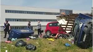 Mytex ro stiri locale din brasov dar si cele mai noi stiri online din transilvania si romania. Accident Cumplit In JudeÈul BraÈov Patru Persoane Èi Au Pierdut ViaÈa