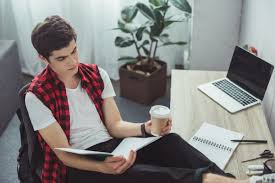 Тому на цей період всі заклади освіти відправлять учнів на канікули. Ynqb1hwoxbmrkm