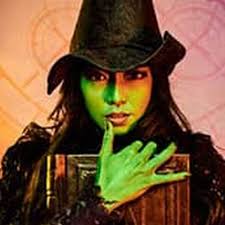 미국 뉴욕 브로드웨이 <위키드> 전용 극장인 거쉰 시어터에서 먼저 보았다. ì œ1íšŒ í•œêµ­ë®¤ì§€ì»¬ì–´ì›Œì¦ˆ ìˆ˜ìƒìž' ìž í•œêµ­ë®¤ì§€ì»¬ì–´ì›Œì¦ˆ