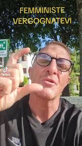 Femministe vergognatevi. , Come avete saputo che l 'assassino della Donna a  Roma è un marocchino , avete smesso di indignarvi., Un reato così grave  perde forse di importanza in base a chi lo compie?