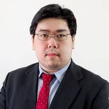 Devin Ly's Instagram, Twitter & Facebook