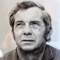 Ollie Keller's Instagram, Twitter & Facebook