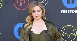She is known for being mean and for her role as alison dilaurentis in the freeform series pretty little liars. Sasha Pieterse S Net Worth Tv Series Music Relationship Iluminary