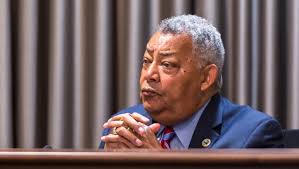 Asheville police beating of black man denounced by commissioners