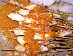 Campur daging ayam dengan air jeruk nipis, bawang putih halus, garam, dan sedikit gula. Cara Membuat Sate Taichan Ala Abang Senayan Pedas Resep Masakan Indonesia