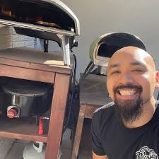 Meet Eidref (pronounced Eye-Drif) Laxa. He runs the What's Good Dough  Podcast and makes outstanding pizza at home in San Jose, California. If  you're into home pizza making and looking to level