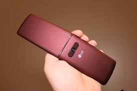 das Retro-Flip-Phone LG Wine Smart ...