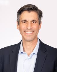 Matt Bakke's Instagram, Twitter & Facebook