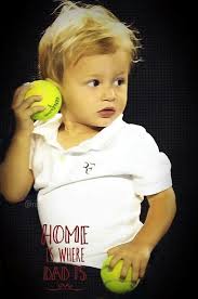 But speaking to swiss newspaper blick, federer said any decision to stop playing will centre on his family as he he said: Roger Federer S Twins Everything About His Kids Fourtylove