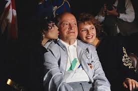 6835 fecha de inscripción : Eclectic Vibes Miss Universe Mona Grudt Bob Hope And Latoya