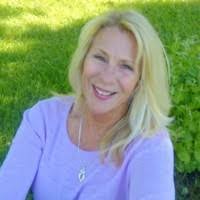 Sandy Couture's Instagram, Twitter & Facebook