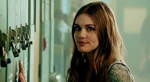 Share the best gifs now >>> Alexandra Makes Gifs Holland Roden Gif Hunt
