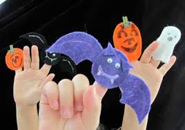 A tutorial on how to make halloween finger puppets that you can use with your kids to tell fun halloween stories! Easy Halloween Finger Puppets Projects For Preschoolers