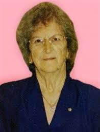 Estelle Benson's Instagram, Twitter & Facebook