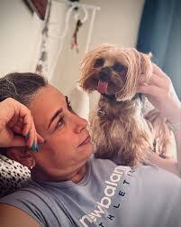 Suzanne Paxton's Instagram, Twitter & Facebook