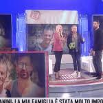 Raffaele paganini (roma, 28 settembre 1958) è un ballerino e attore teatrale italiano. Raffaele Paganini A Storie Italiane Mia Moglie E Molto Bella La Sua Famiglia Lo Commuove Foto Ultime Notizie Flash