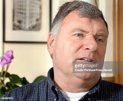 Mark Bragdon's Instagram, Twitter & Facebook