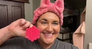 Update (11/1/22): Used it for the first time today & WOW I absolutely LOVE  it, so easy to use & a brilliant deep clean 10/10 👌😀 So shiny I 'almost'  don't want