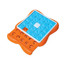 The dog twister dog puzzle works to combine both mental stimulation and play to maximize your dog's playtime while working to exercise their mind and body. Outward Hound Challenge Slider Ren S Pets